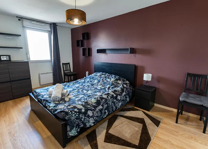 Chouette , Un Logement T3 Cozy Tout Proche Du Metro Et Parking Prive A Disposition